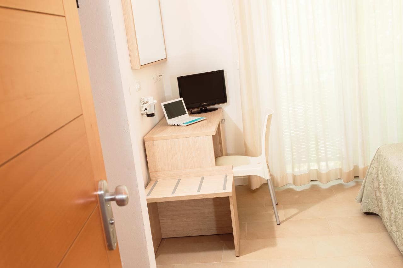 Hotel Villa Ombrosa Milano Marittima Esterno foto