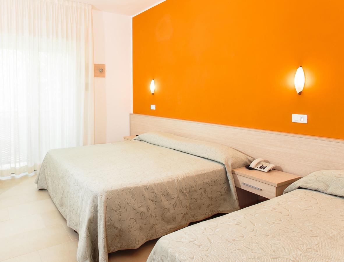 Hotel Villa Ombrosa Milano Marittima Esterno foto